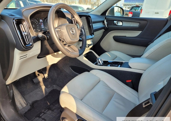 Volvo XC 40 cena 157777 przebieg: 68000, rok produkcji 2020 z Bielsk Podlaski małe 379